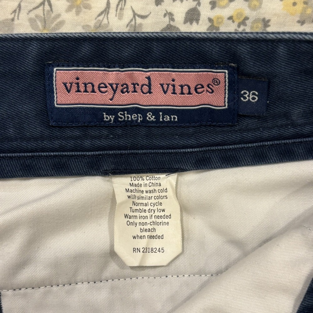 Vineyard Vines Club Shorts Mens Size 36 Blue Cotton Twill Chino Casual Preppy - Picture 2 of 11